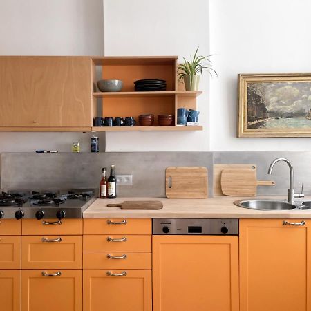 Appartement Spacieux & Calme Avec Vue Sur L'Escaut Tournai Ngoại thất bức ảnh